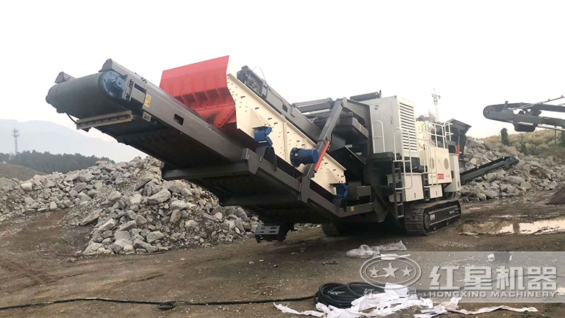 小型磚頭粉碎機適應各種作業(yè)現場