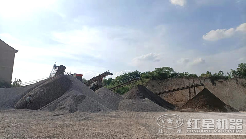 制砂現(xiàn)場(chǎng)中立軸整形制砂機(jī)是關(guān)鍵設(shè)備 制砂現(xiàn)場(chǎng)中立軸整形制砂機(jī)是關(guān)鍵設(shè)備