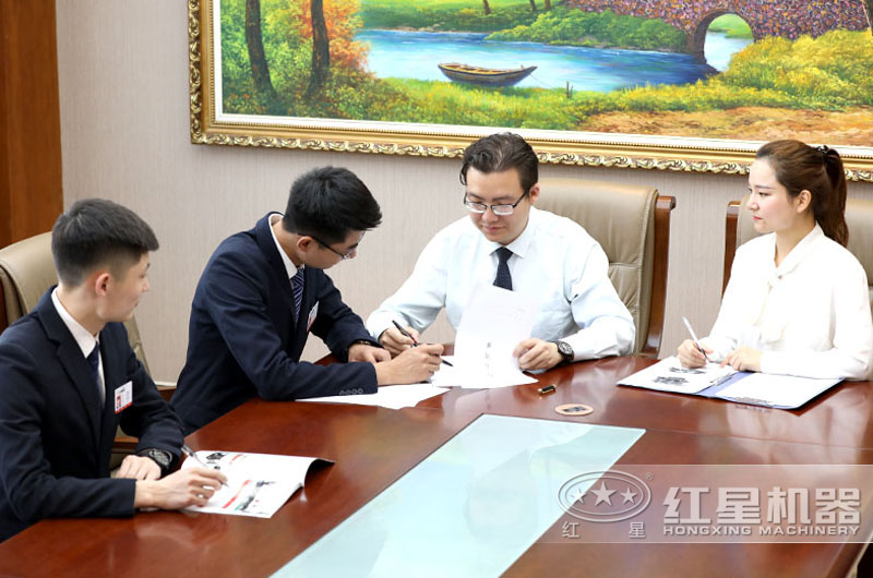 歡迎到紅星廠家參觀，我們?yōu)槟鷪髢r