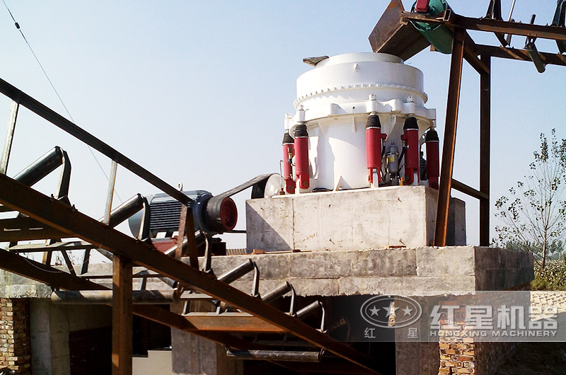 石子廠現(xiàn)在的行情怎么樣？石子破碎機(jī)整套設(shè)備有哪些？