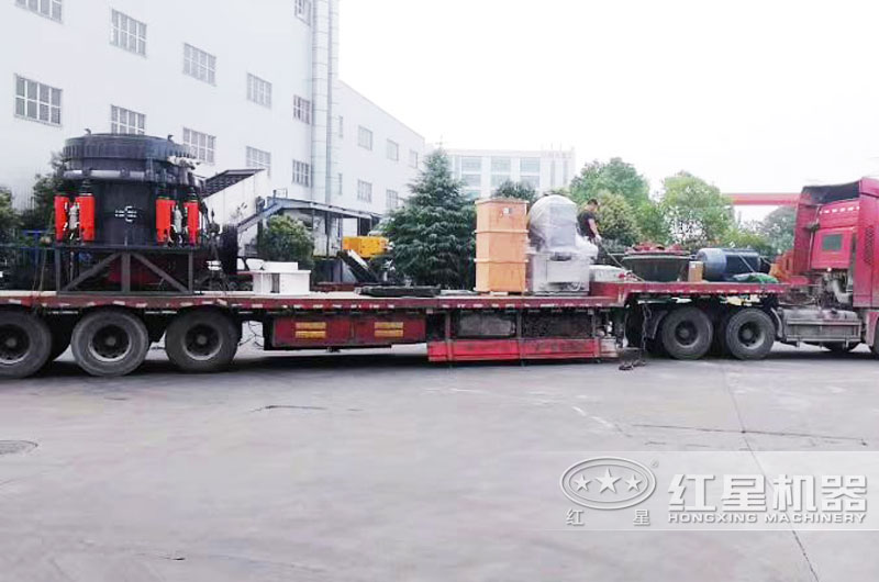 紅星碎石機價格合理，及時發(fā)貨