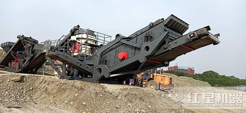 移動圓錐破碎機(jī)