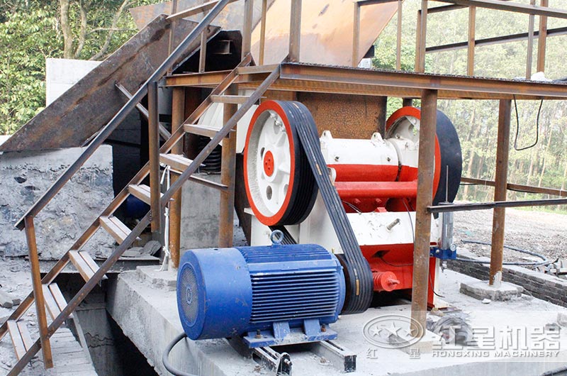 57破碎機(jī)客戶(hù)現(xiàn)場(chǎng)